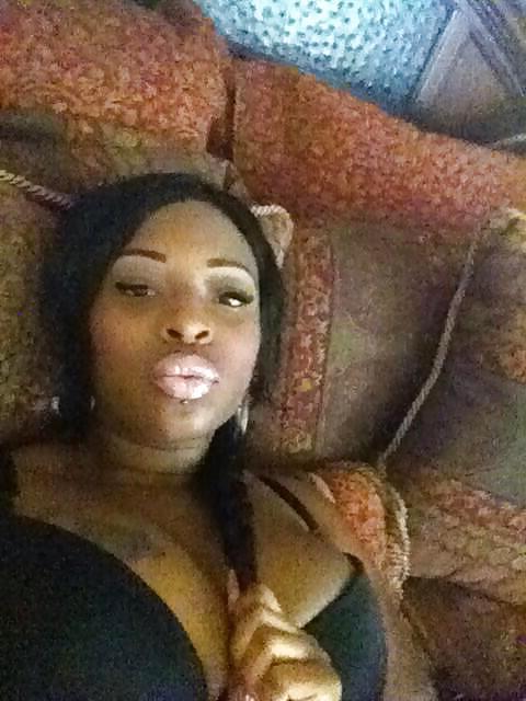 25P Skyy Black TwiTTer Photo'z