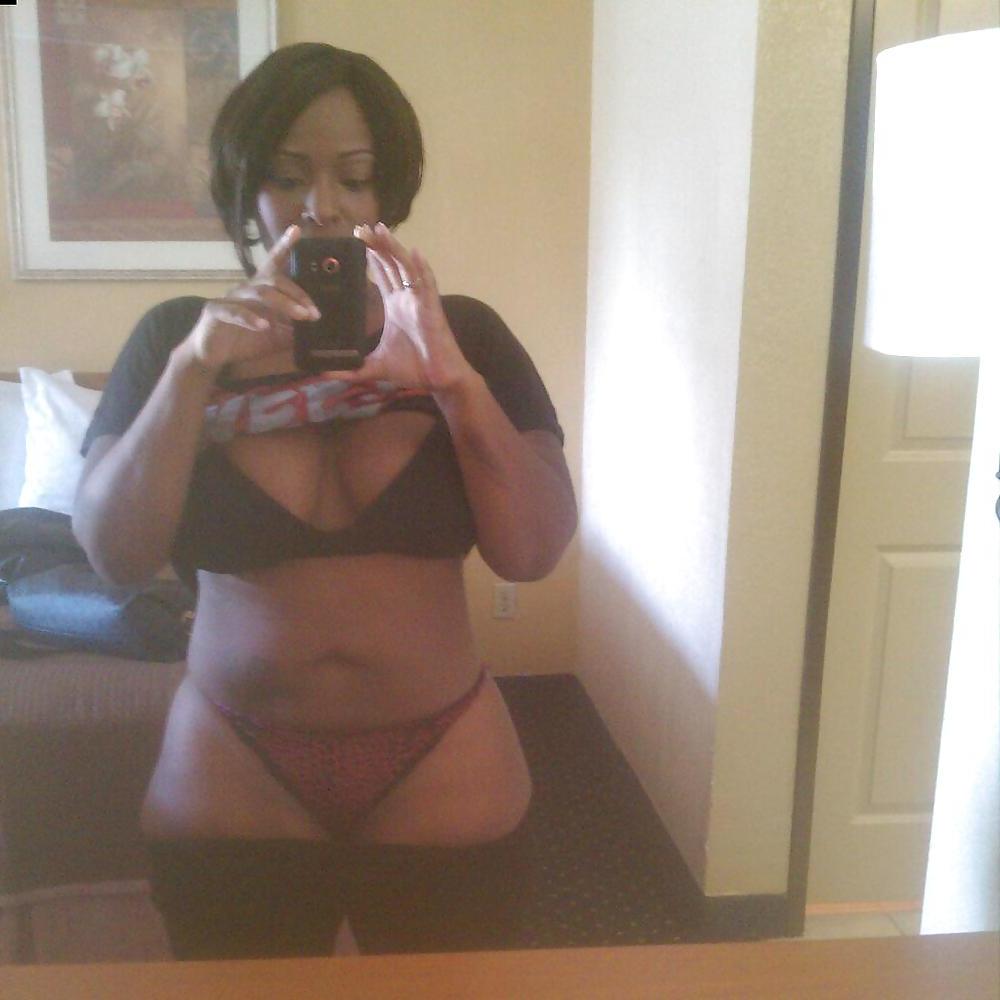 25P Skyy Black TwiTTer Photo'z