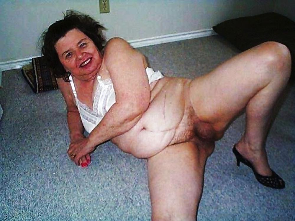 25P Grannies BBW Matures #43