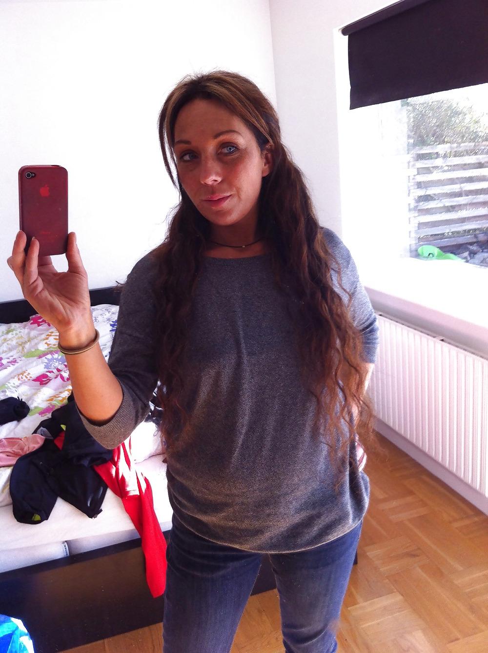 24P Danish Milf