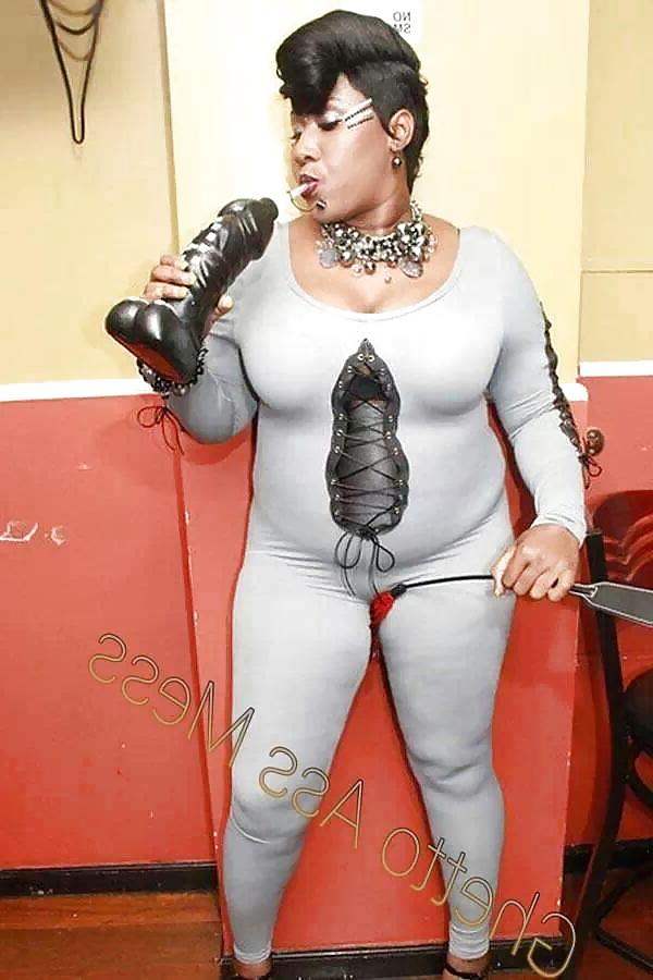 25P Black azz Master