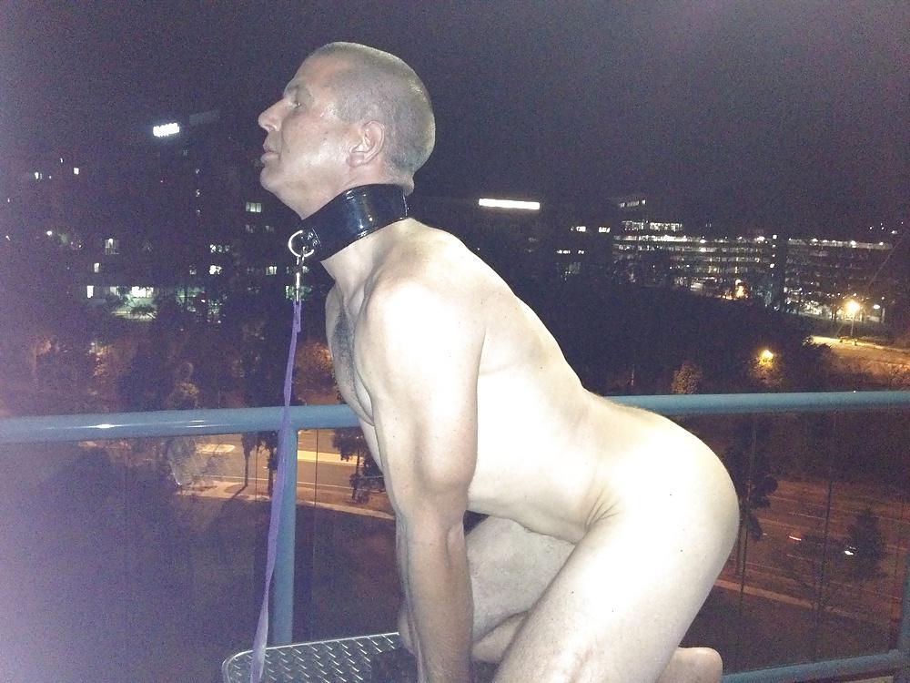4P Bitchslavedog's first prolonged public display in bondage