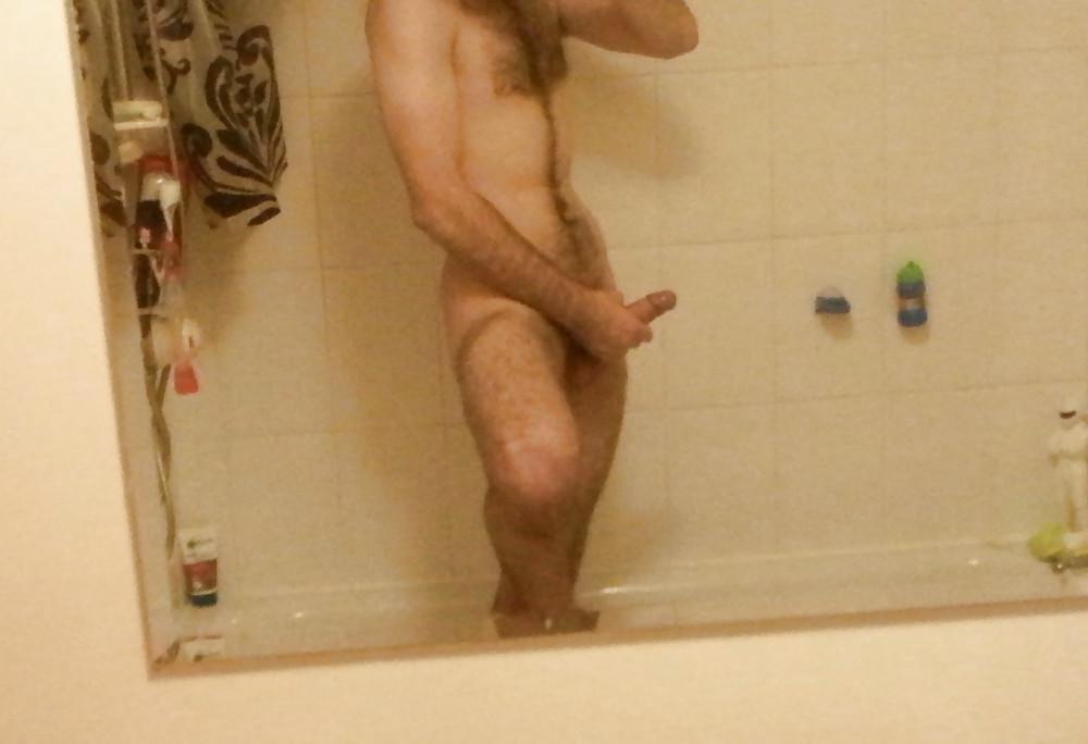 4P Few pics in shower