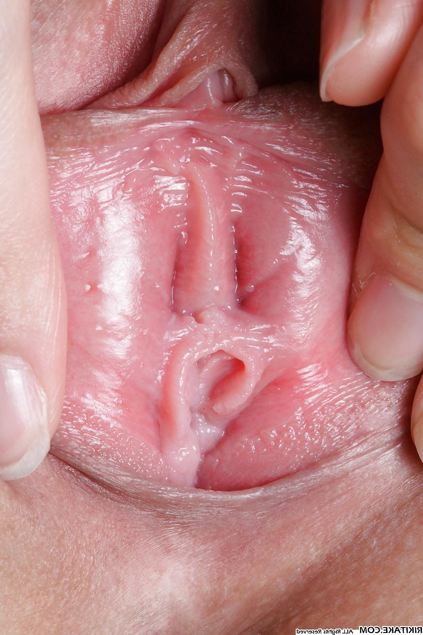 25P HOT Asian Pussy!