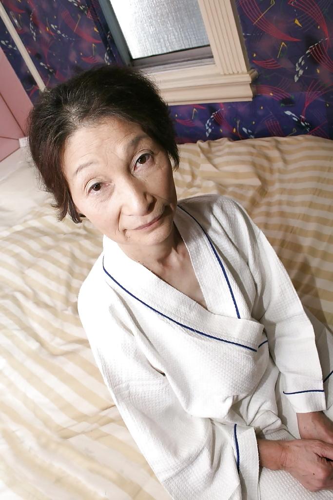25P Asian woman 3