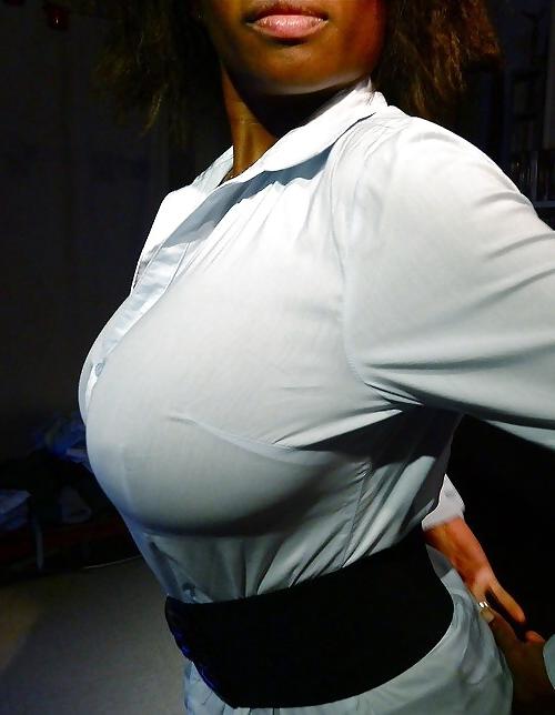24P Black tits