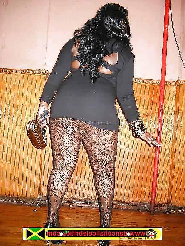 25P Thick black chocolate big booty 2
