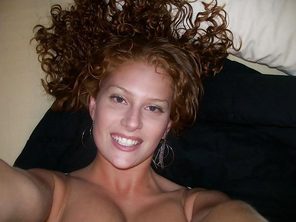 7P Red Hair Bikini