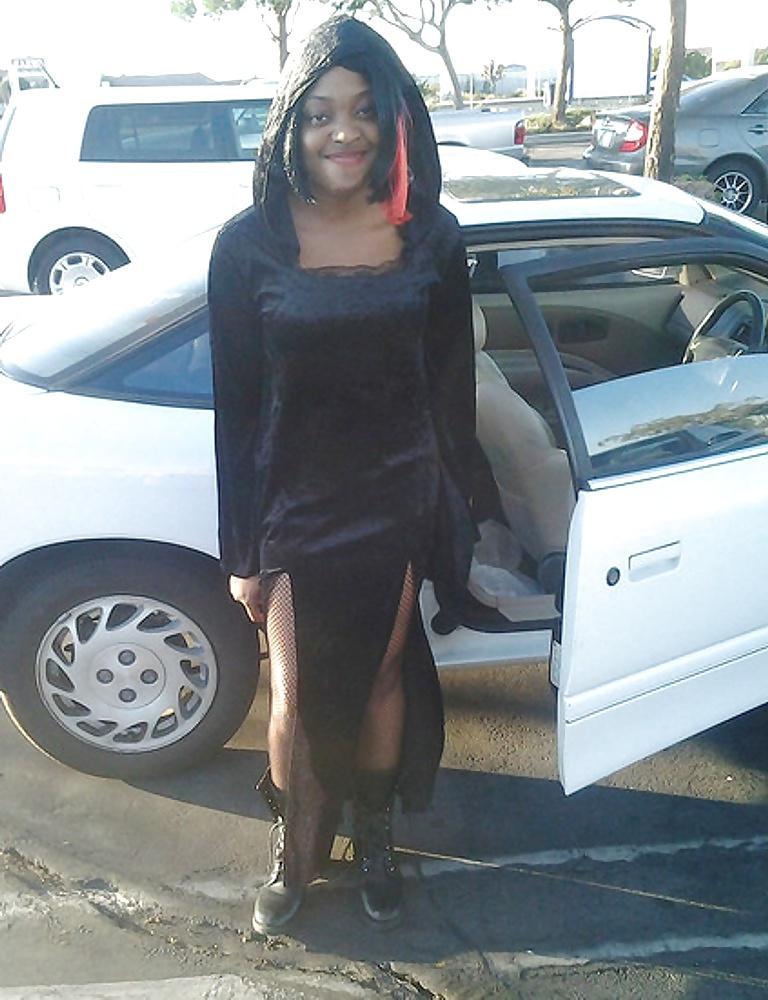 25P Black Girl - Former Student - Loves Servicing White Men