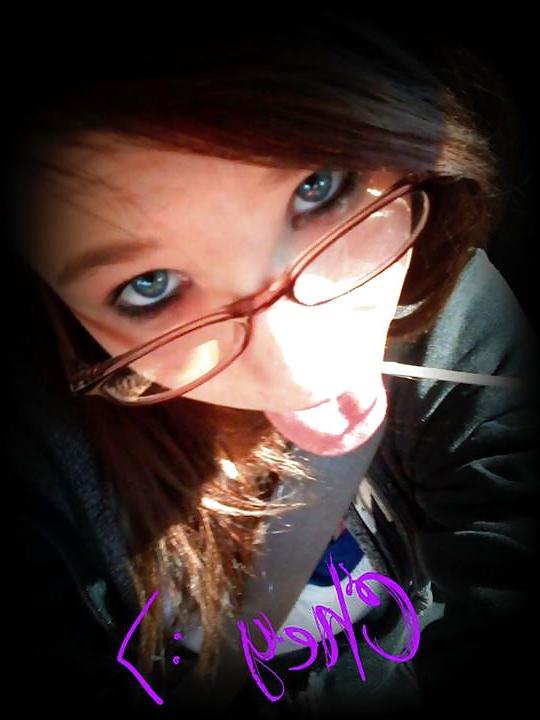25P Cute nerdy teen