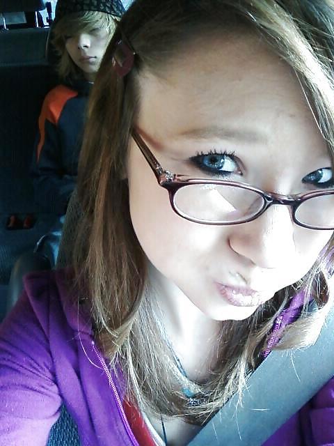 25P Cute nerdy teen