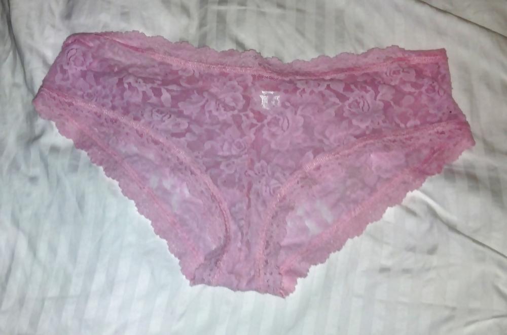 9P Wife's cousin's underwear display