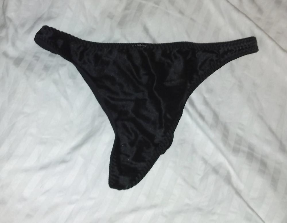 9P Wife's cousin's underwear display
