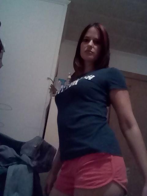 25P VANESSA THE HOE.....my neighbor.
