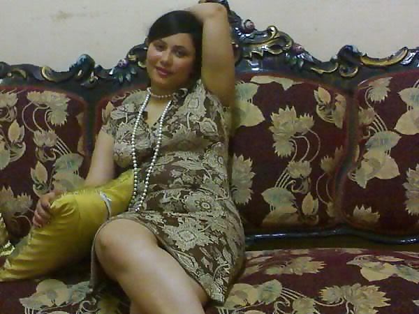 21P Arab-Turkish HOT ASS