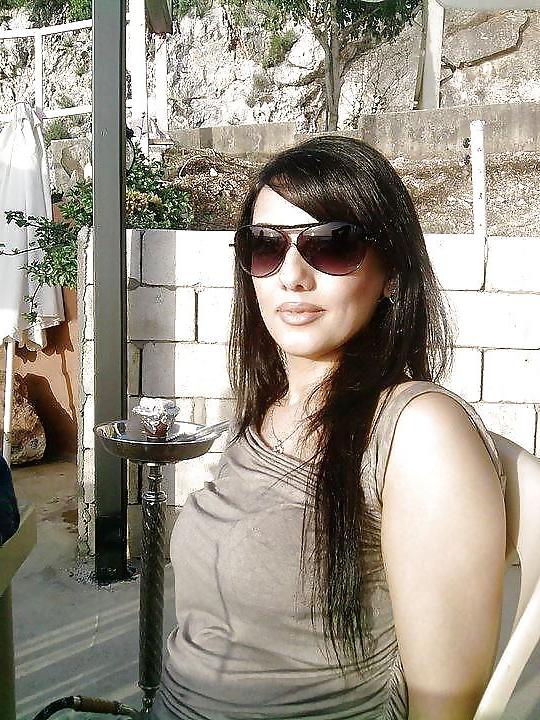 21P Arab-Turkish HOT ASS