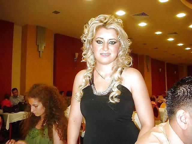 21P Arab-Turkish HOT ASS