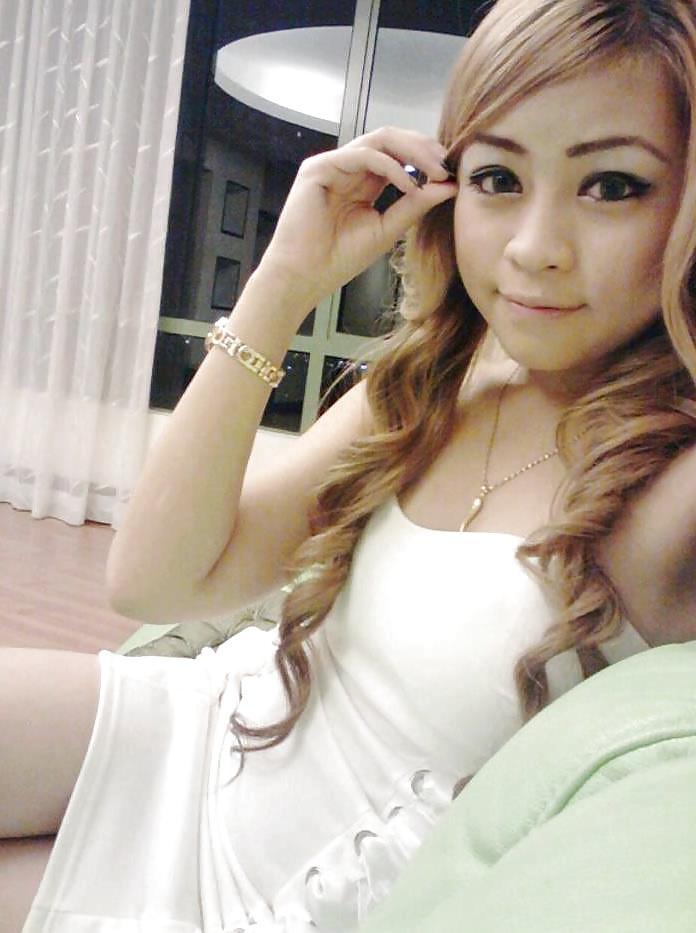 15P Asian Malay Girls