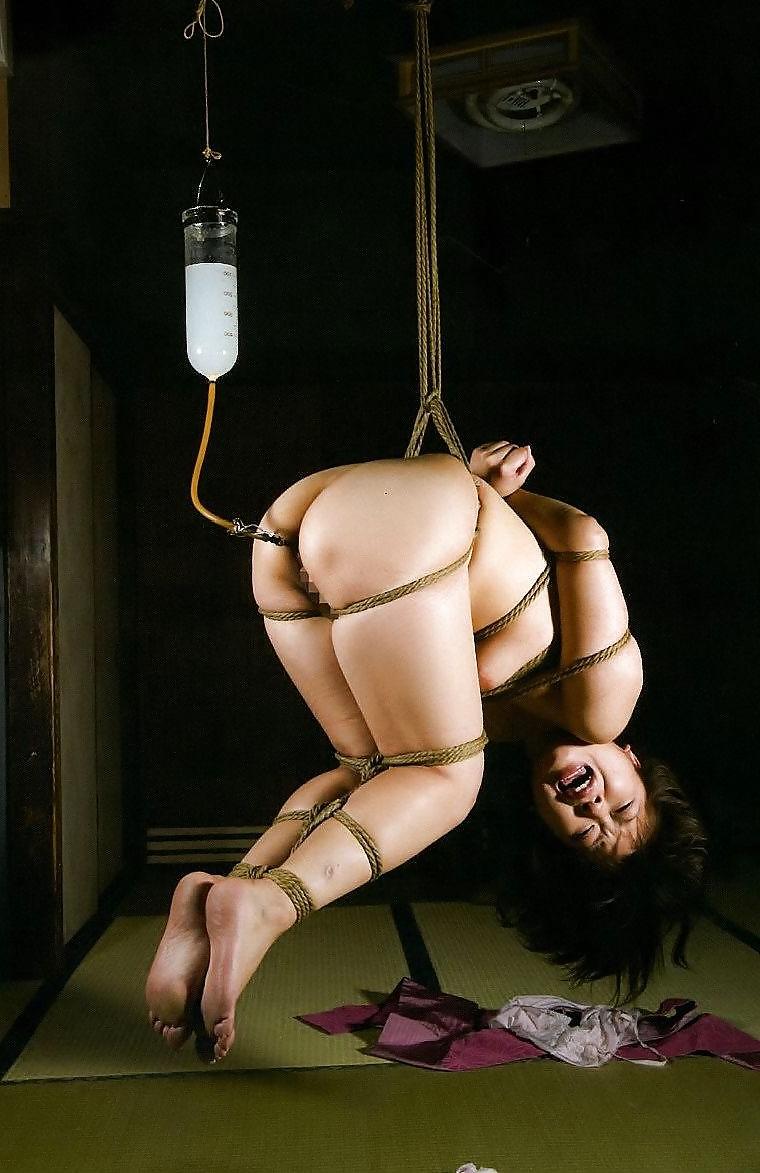25P Bondage asian hanging