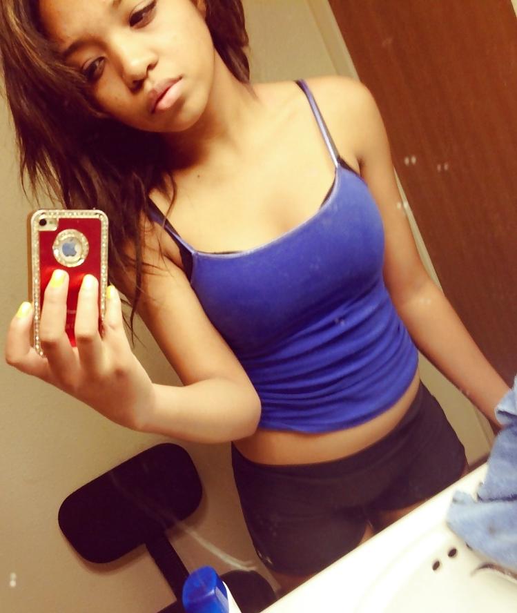 25P Amateur Black Girls 77