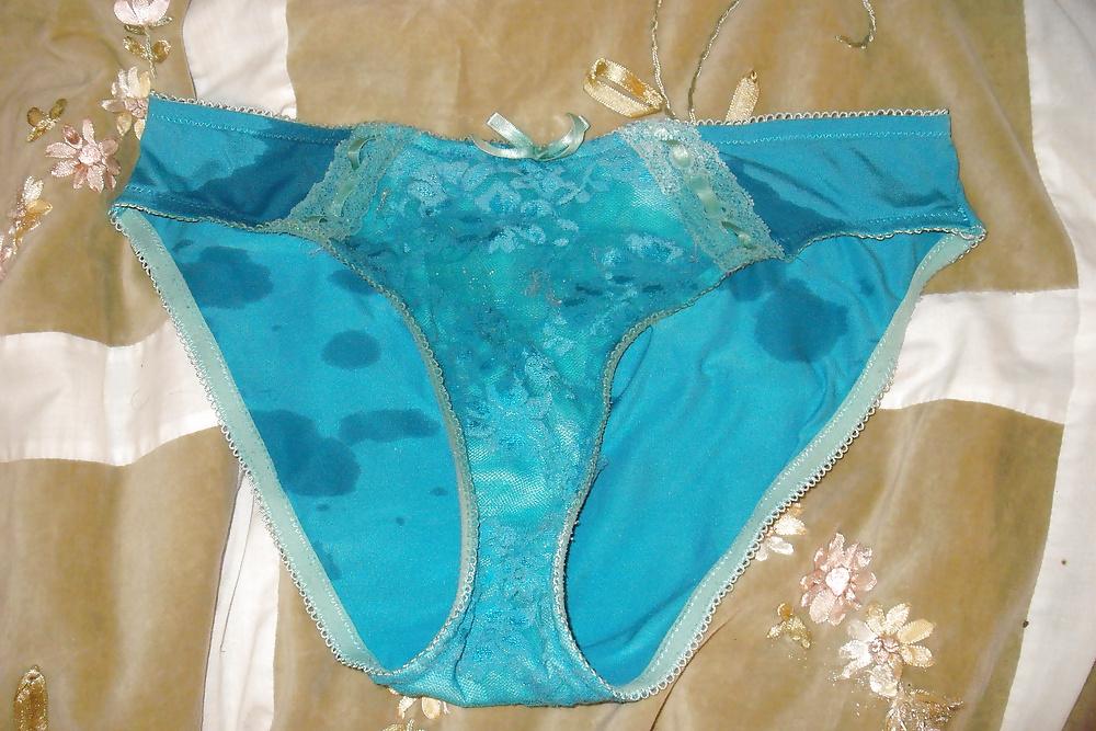 25P Ejaculation ds petites culottes voisine 4