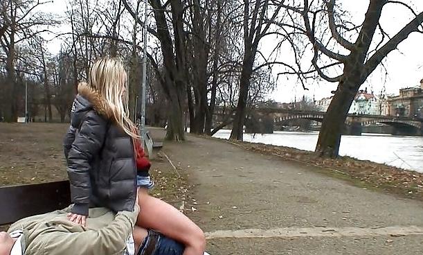 22P Öffentlicher Sex 4