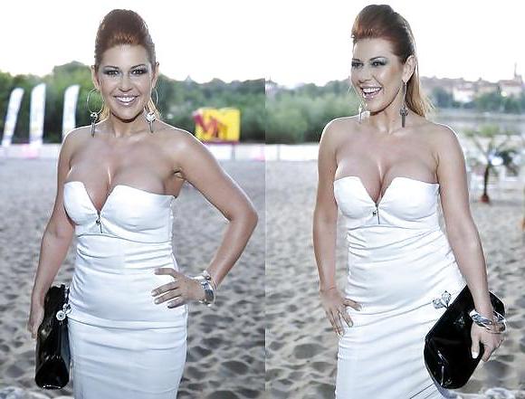 8P Iwona Wegrowska & her awesome cleavage