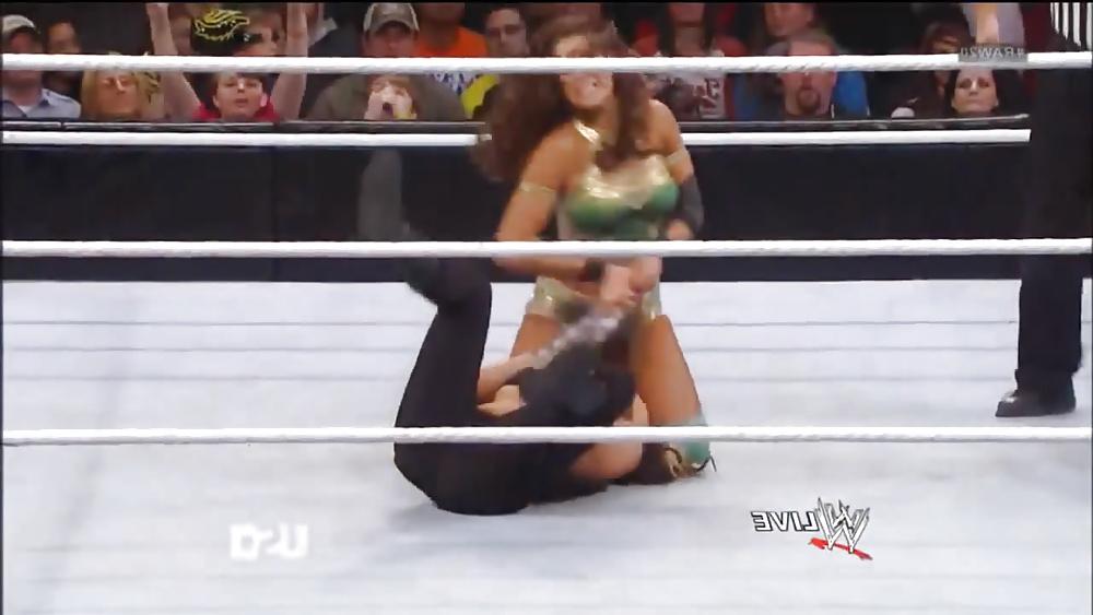 25P Kaitlyn Nipple and Boob Slips