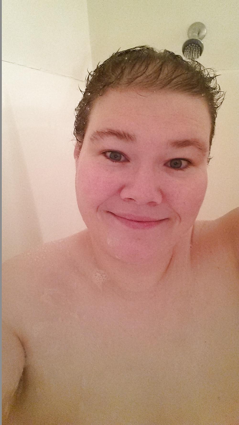 4P Shower time.