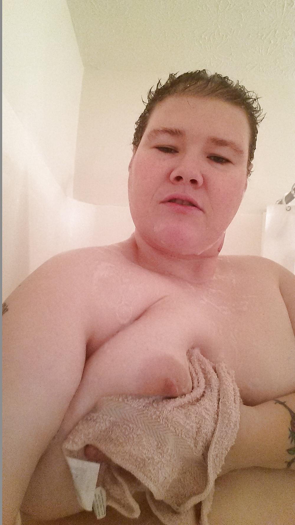 4P Shower time.