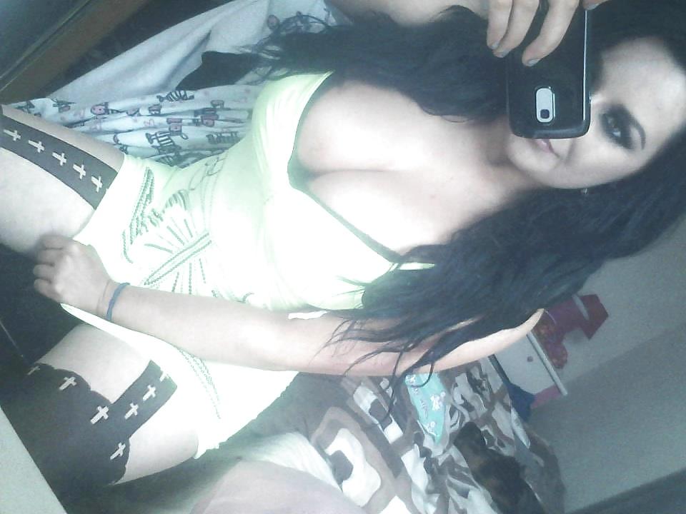 25P British Big Tit Babe From Wigan 