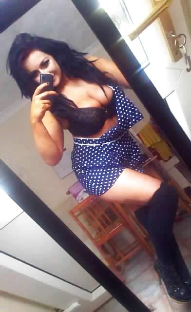 25P British Big Tit Babe From Wigan 