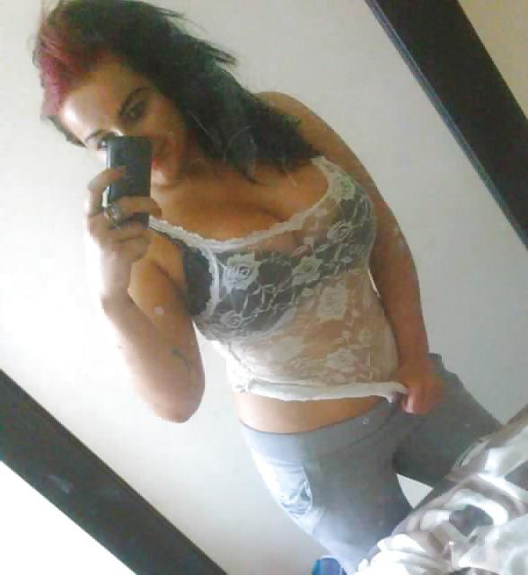 25P British Big Tit Babe From Wigan 