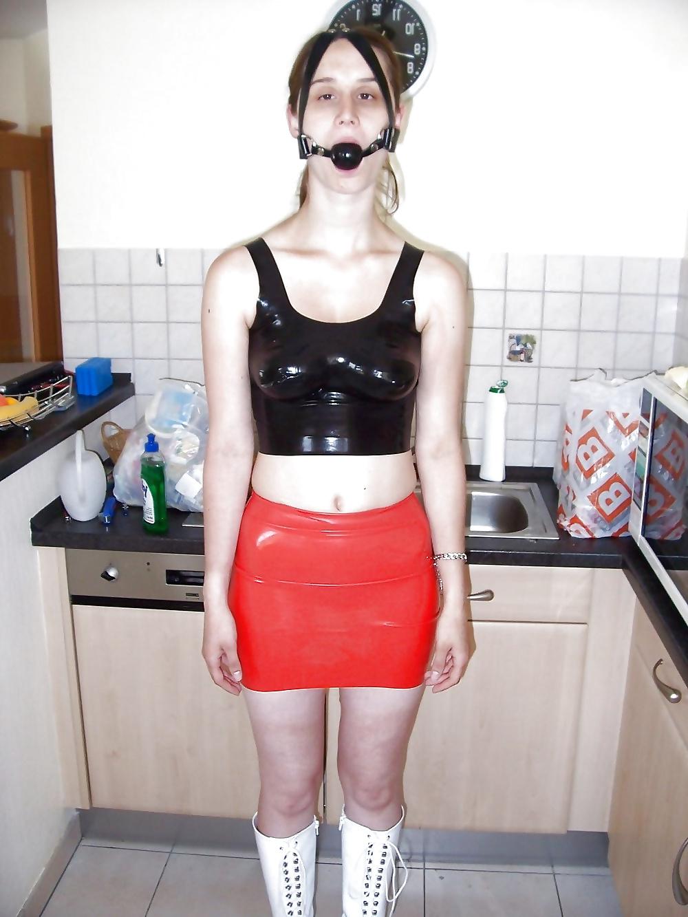 17P KEY - Kitchen 17  Minx in Vinyl Clothing - new edition
