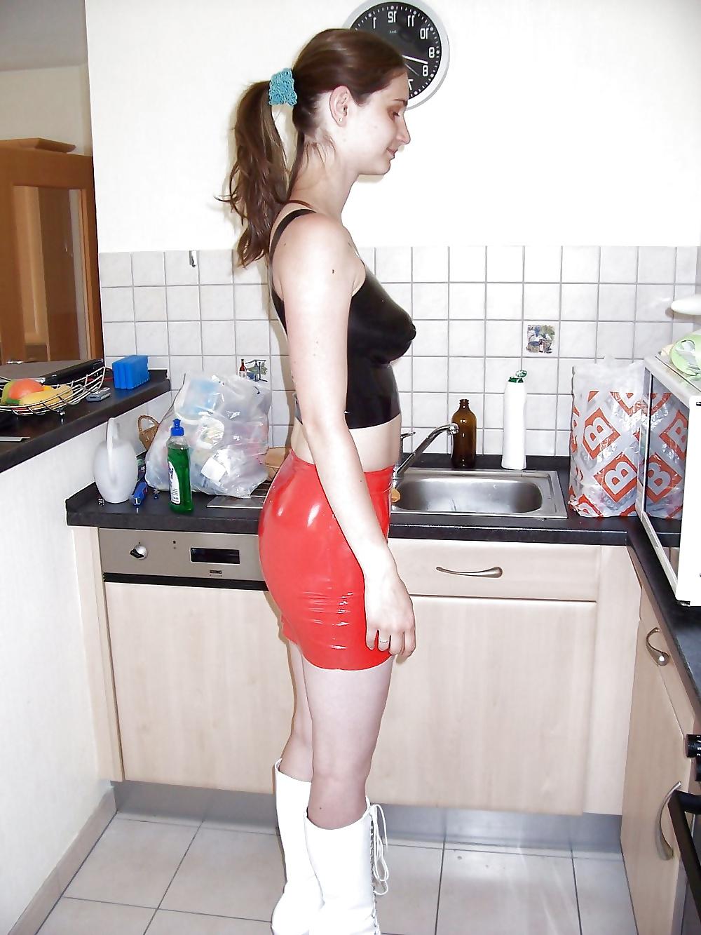 17P KEY - Kitchen 17  Minx in Vinyl Clothing - new edition