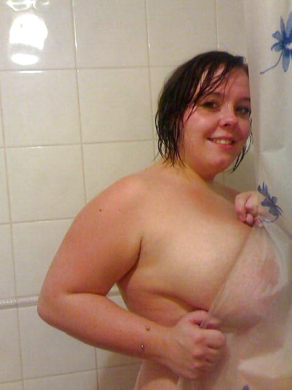 20P Shower girls 5.