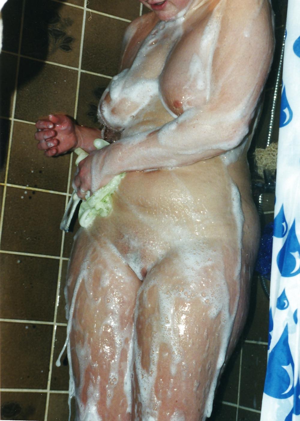 12P Ex chubby girlfriend shower