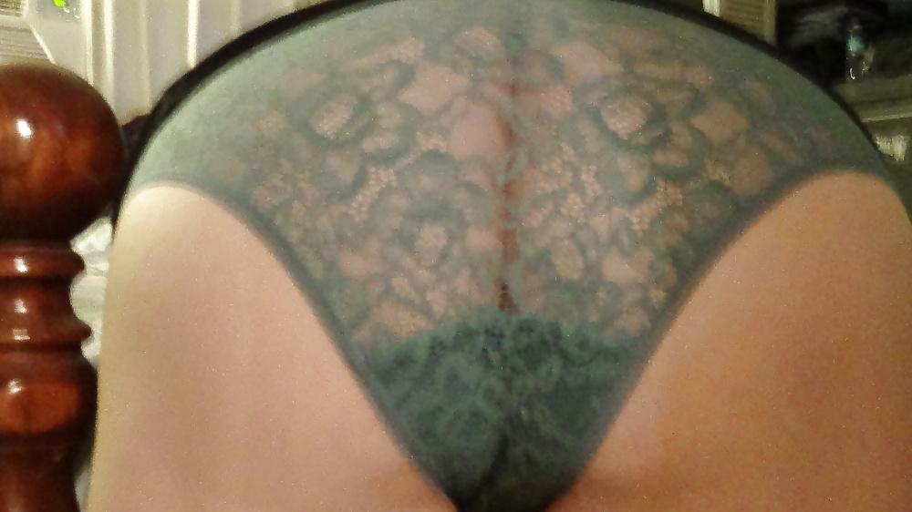 13P Sexy green lace panties