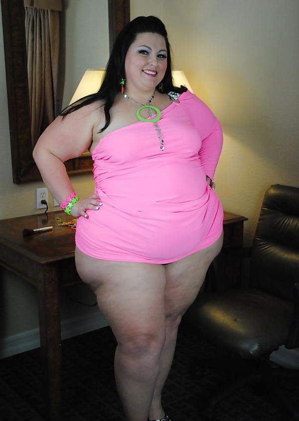 24P KayaNee BBW