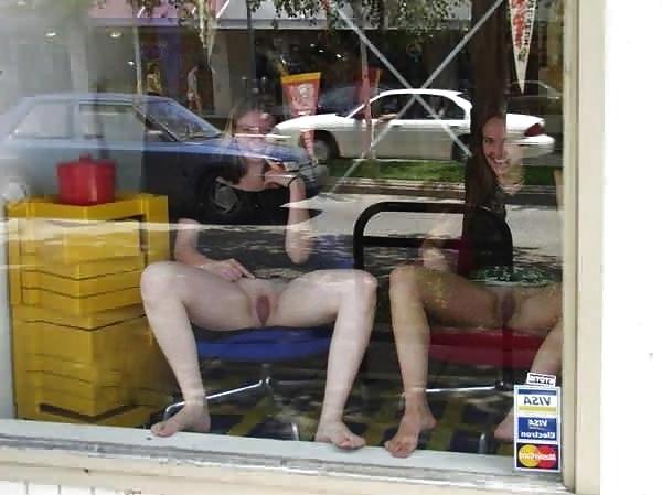20P Just Upskirt Pussy In Public 3 !