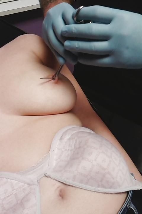 23P Brustwarzenpiercing