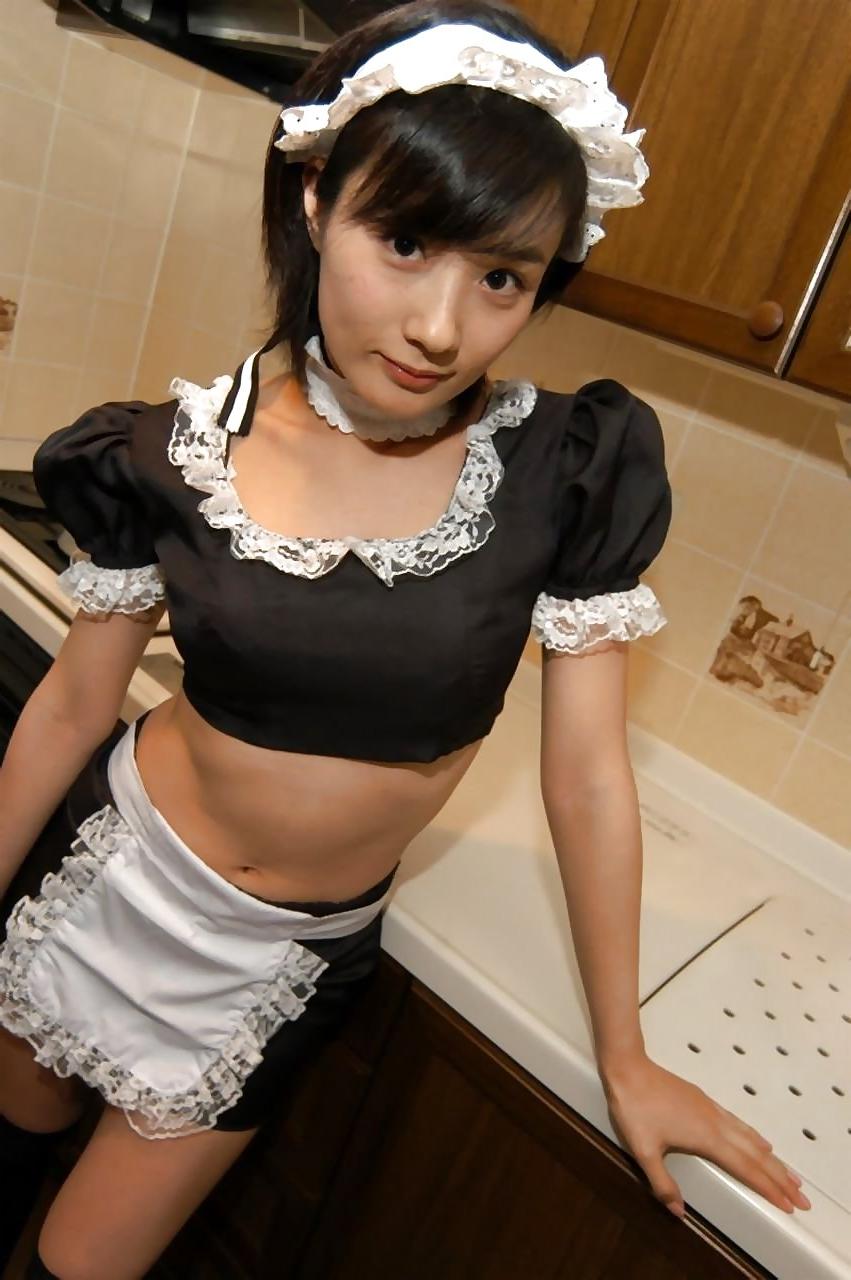 25P Hotlegs-asian legs tits and upskirts