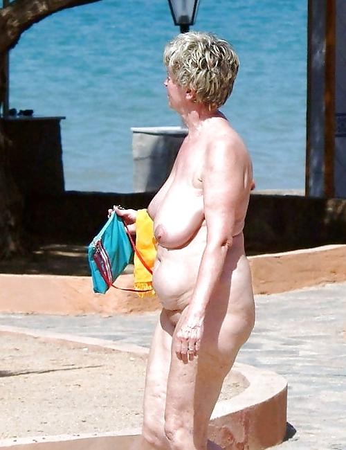 23P Granny bbw