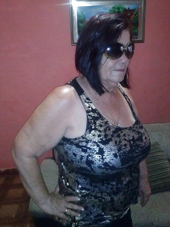 23P Granny bbw