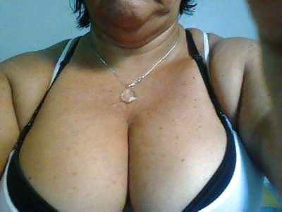 23P Granny bbw