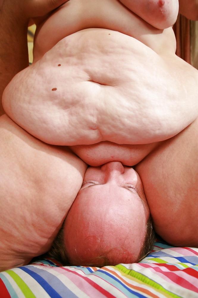 25P BBW Facesitting