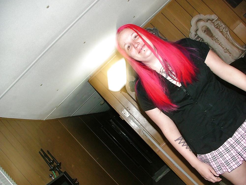 25P Pink hair and Big Pink Pussy Lips (Part 1)