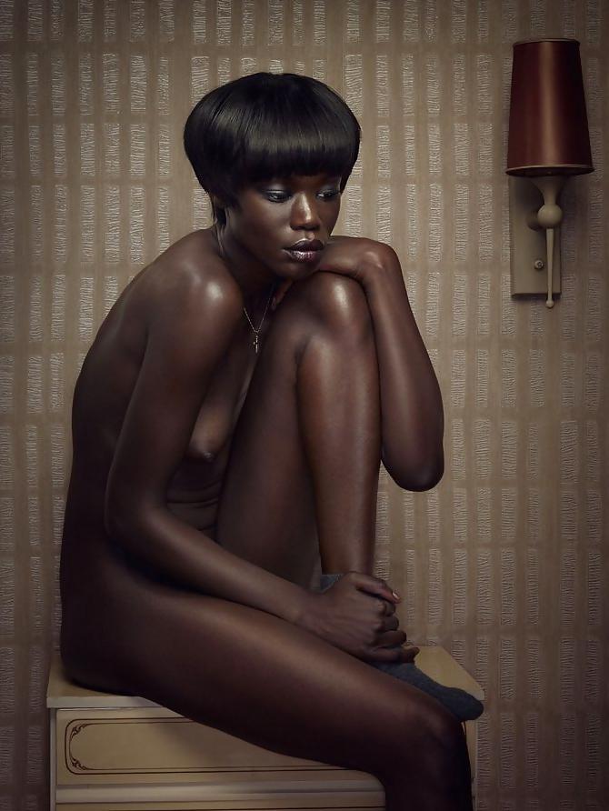 25P Hot black girls 10