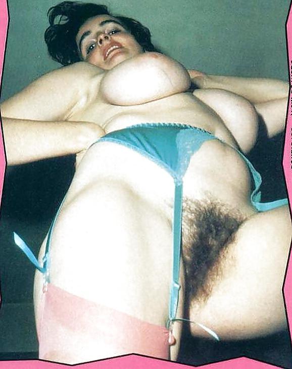 25P Upshot retro nudes
