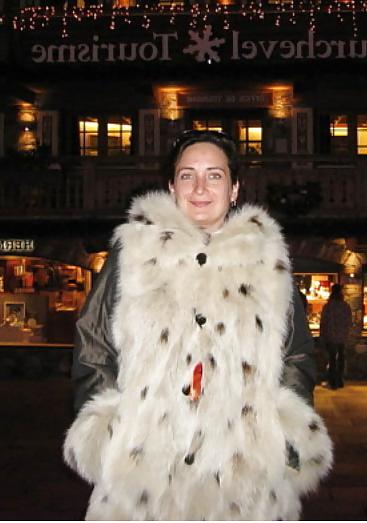 25P Fur fetish